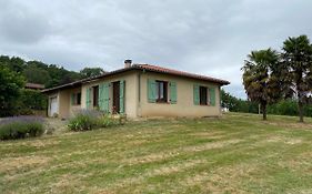Maison en campagne avec vue sur les Pyrénées